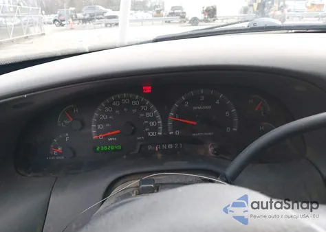 2001 Ford F-150 King Ranch Edition/Lariat/Xlt z USA, uszkodzony, nr VIN 1FTRW08L01KE15751